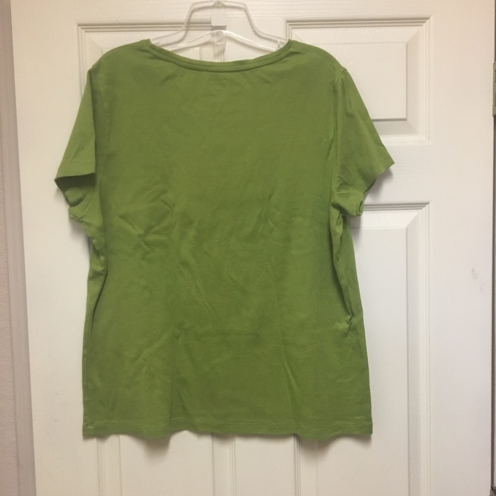 Green Shirt - Picture 3 of 3